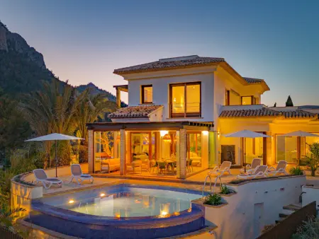 Location villa à Calp, Villa vue mer, piscine et clim - 8 pers.