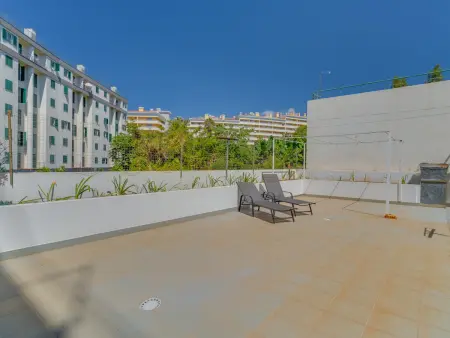 Lido Charm – Appart. 8 pers. avec terrasse à Funchal : photo 21