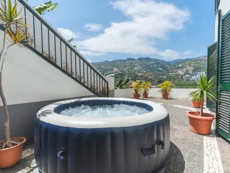 Casa do Pico : appartement avec jacuzzi privé à Câmara de Lobos : photo 1