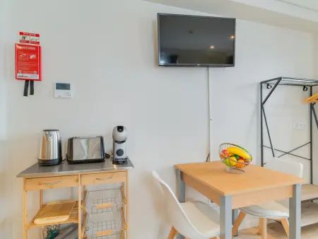 Studio climatisé avec cuisine équipée - Funchal : photo 10