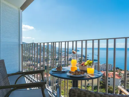 Atlantic View - Appartement 4 pers, vue océan à Câmara de Lobos : photo 2