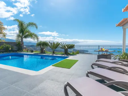 Location villa à Câmara de Lobos, Villa avec piscine privée, parking - 6 pers.