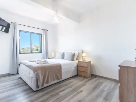 StarFish Apartment – 6 pers., parking privé à Calheta : photo 16