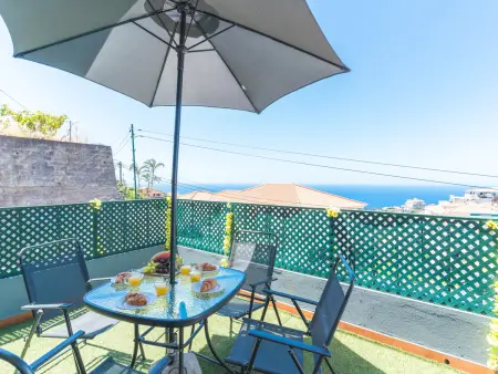 StarFish Apartment – 6 pers., parking privé à Calheta : photo 21