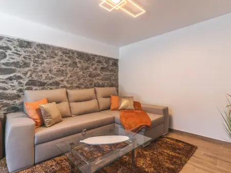 Appartement rénové jacuzzi privé à Campanário : photo 6