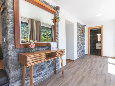 Appartement rénové jacuzzi privé à Campanário : photo 11
