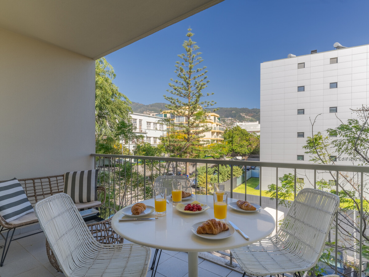 Appartement rénové 3 chambres avec parking à Funchal - Photo 1