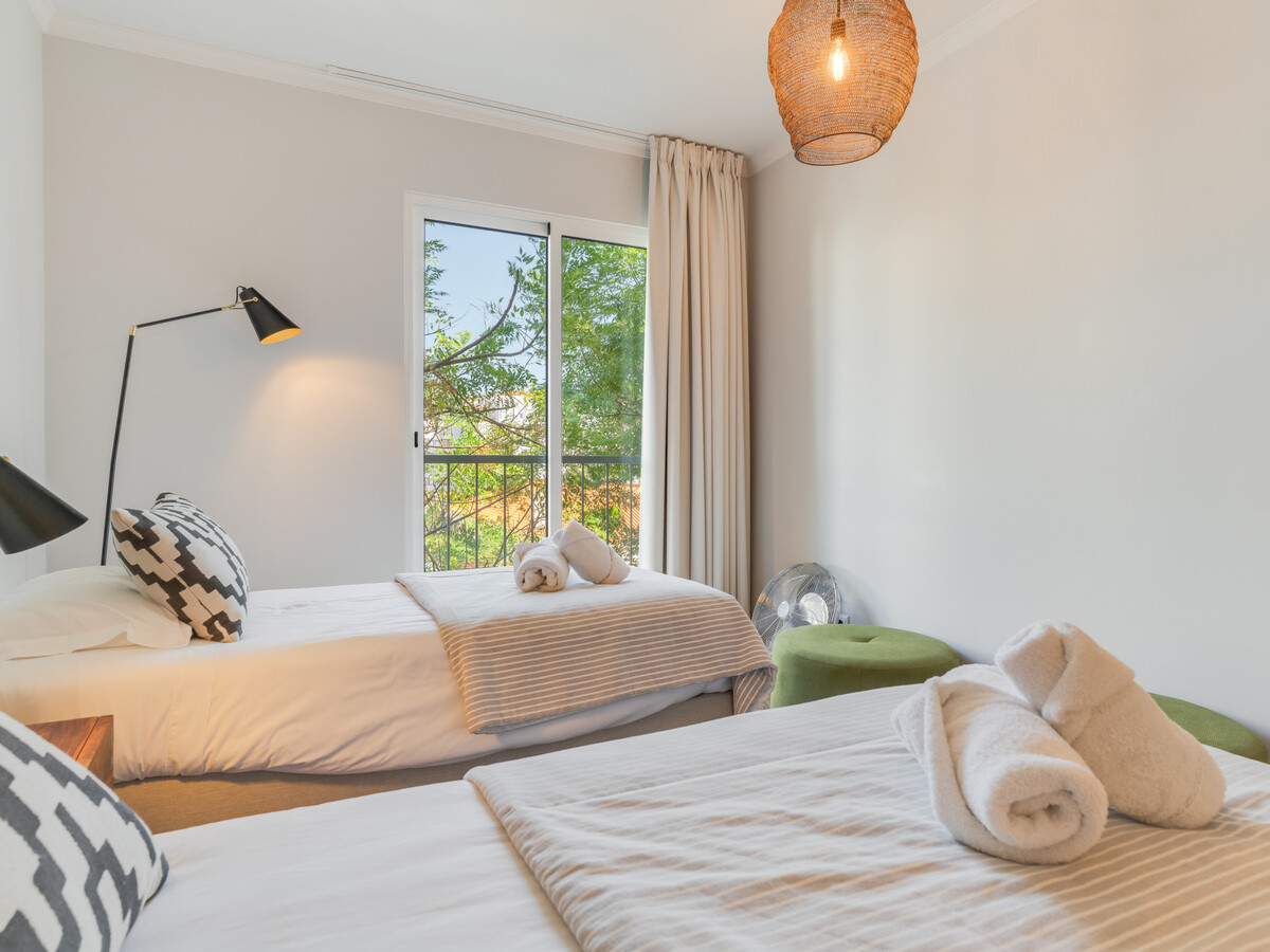 Appartement rénové 3 chambres avec parking à Funchal - Photo 16