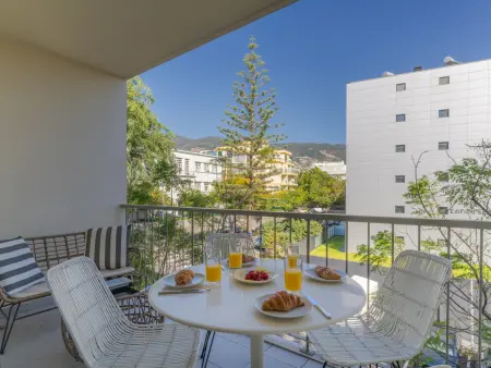 Location appartement à Funchal, Appartement rénové avec parking privé - jusquà 6 pers.