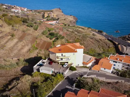 Sea View - Appartement rénové vue mer à Caniço : photo 21