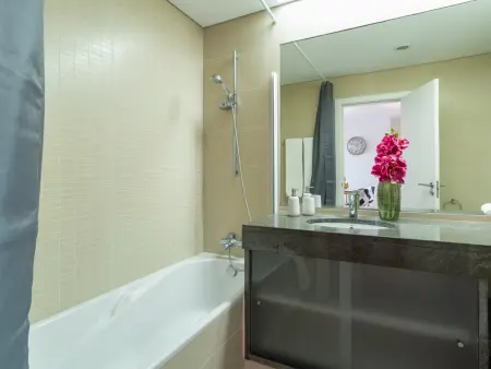 Appartement vue mer Funchal, balcon & piscines naturelles : photo 15
