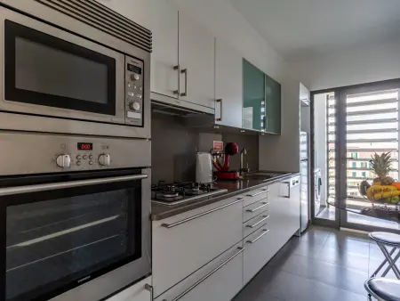 Appartement vue mer Funchal, balcon & piscines naturelles : photo 16