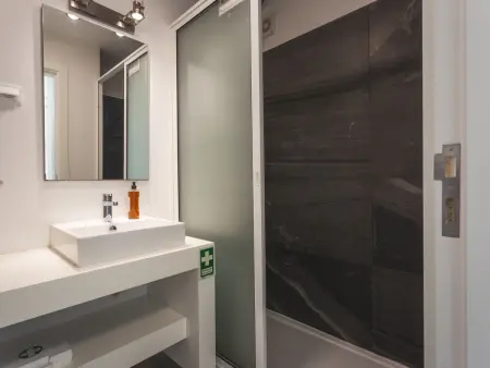Appartement Aqui Há Casa - Jacuzzi privé & vue océan : photo 18