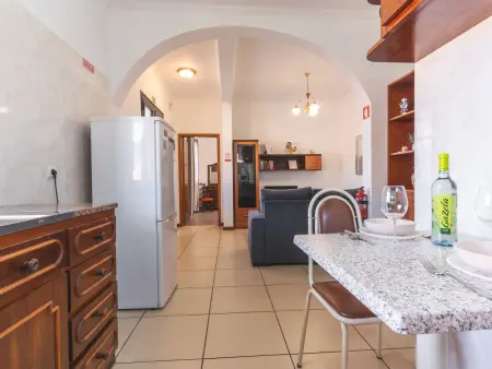 Avelino Apartment, 1 chambre avec balcon à Machico : photo 5