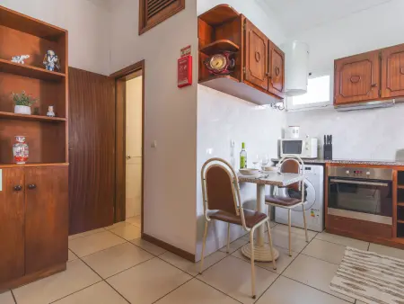 Avelino Apartment, 1 chambre avec balcon à Machico : photo 8