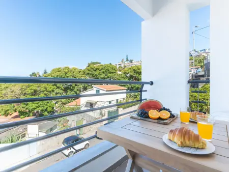 Pena View Apartment, vue mer et ville à Funchal : photo 17