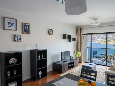 Appartement vue mer à Funchal, balcon privé : photo 8