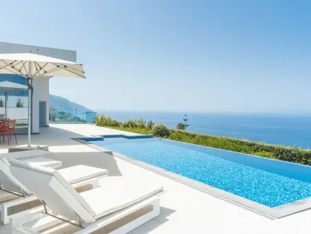 Villa Alegria avec piscine chauffée - Calheta