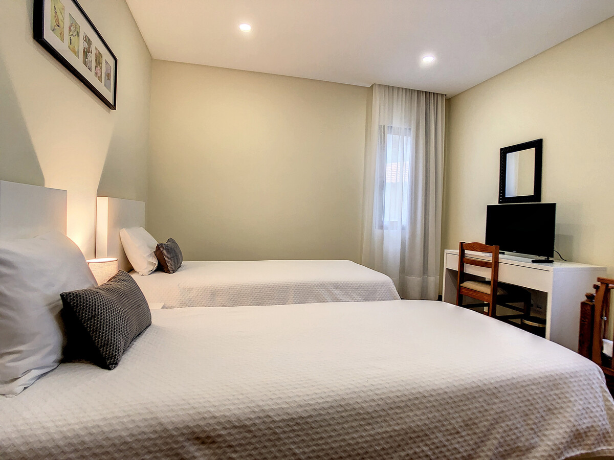 Villa Teresa - Appartement 7 pers. avec jacuzzi à São Vicente - Photo 12