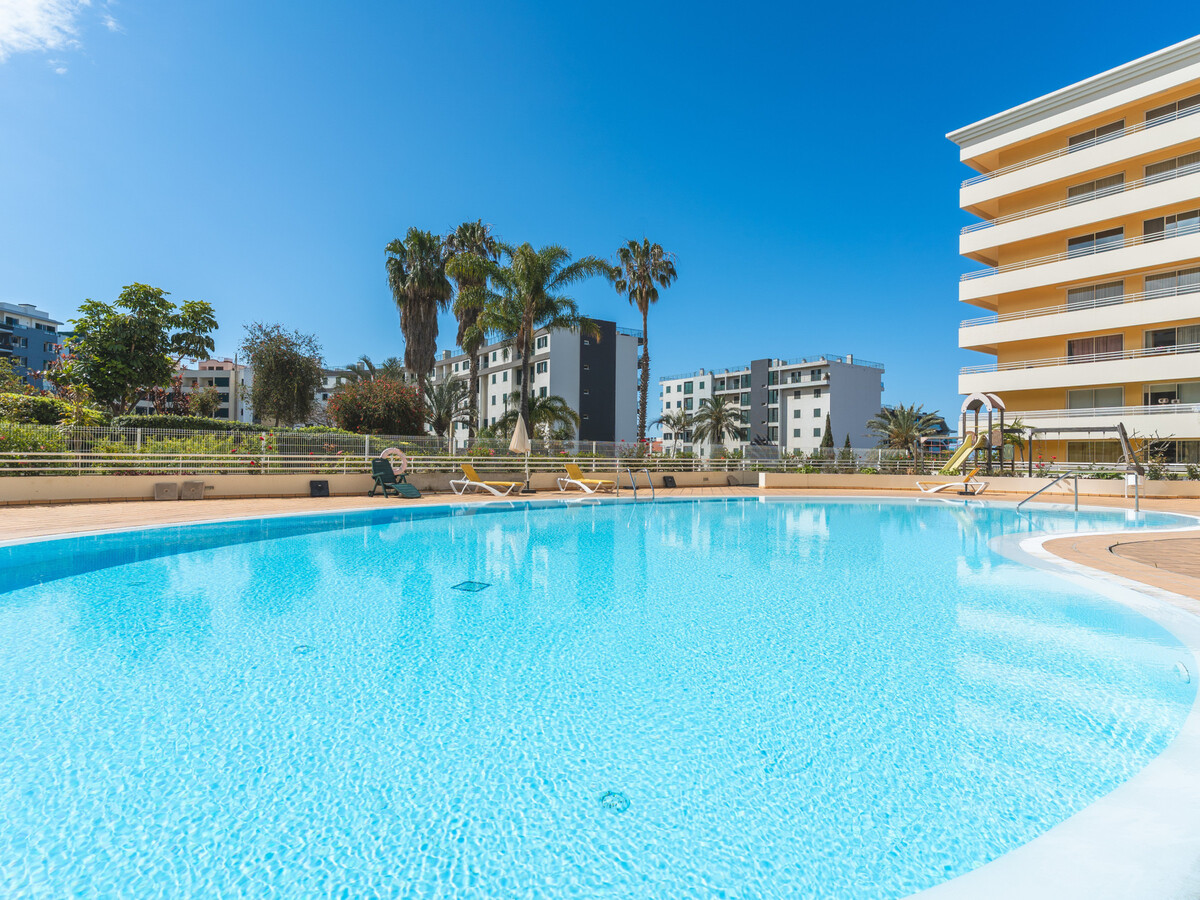Appartement vue mer avec parking à Funchal - Photo 17
