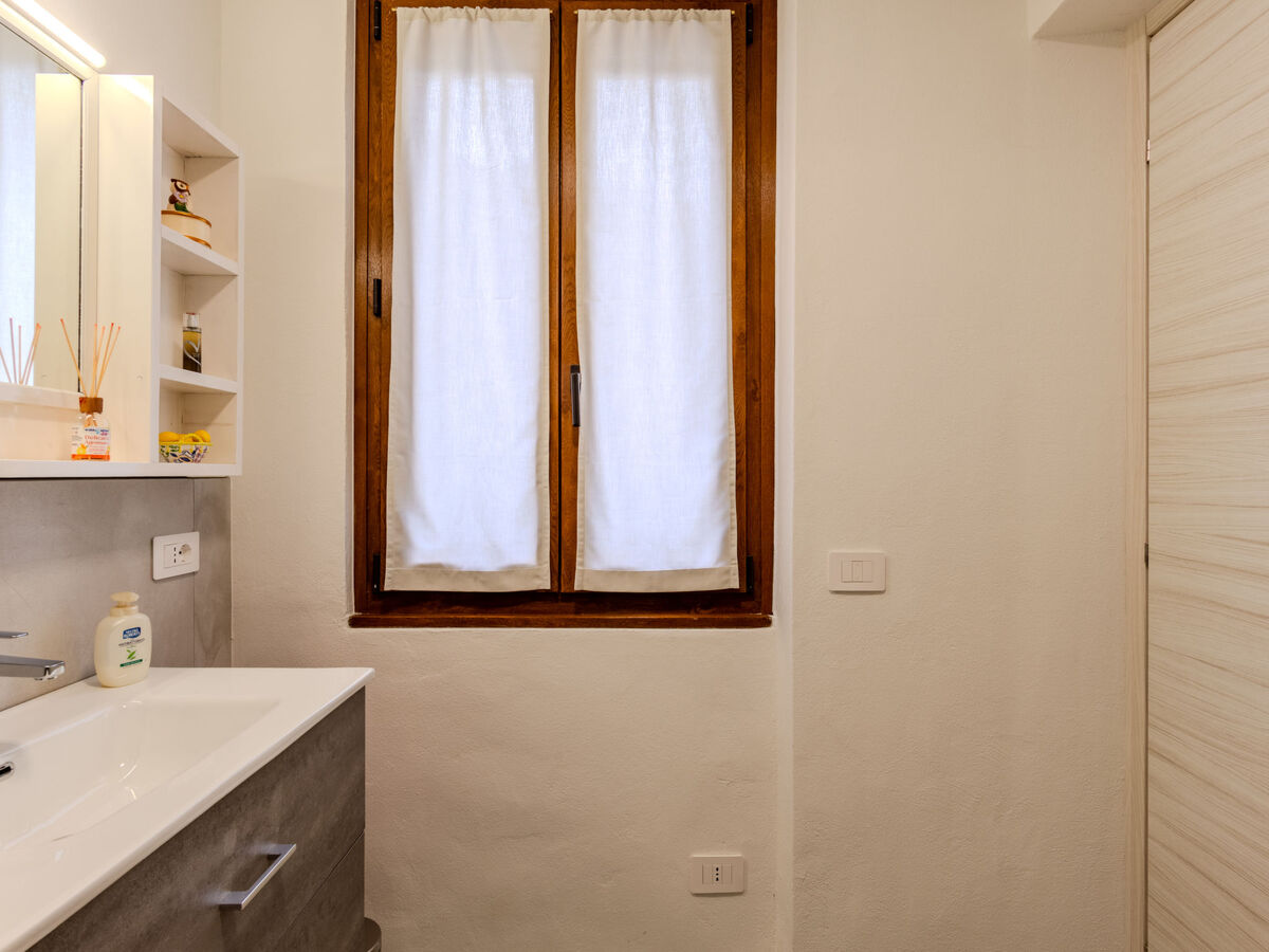 Maison Mimi au bord du lac de Mezzola - Photo 25