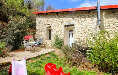 Mazet du Gua – Maison surplombant l'Auzène : photo 2