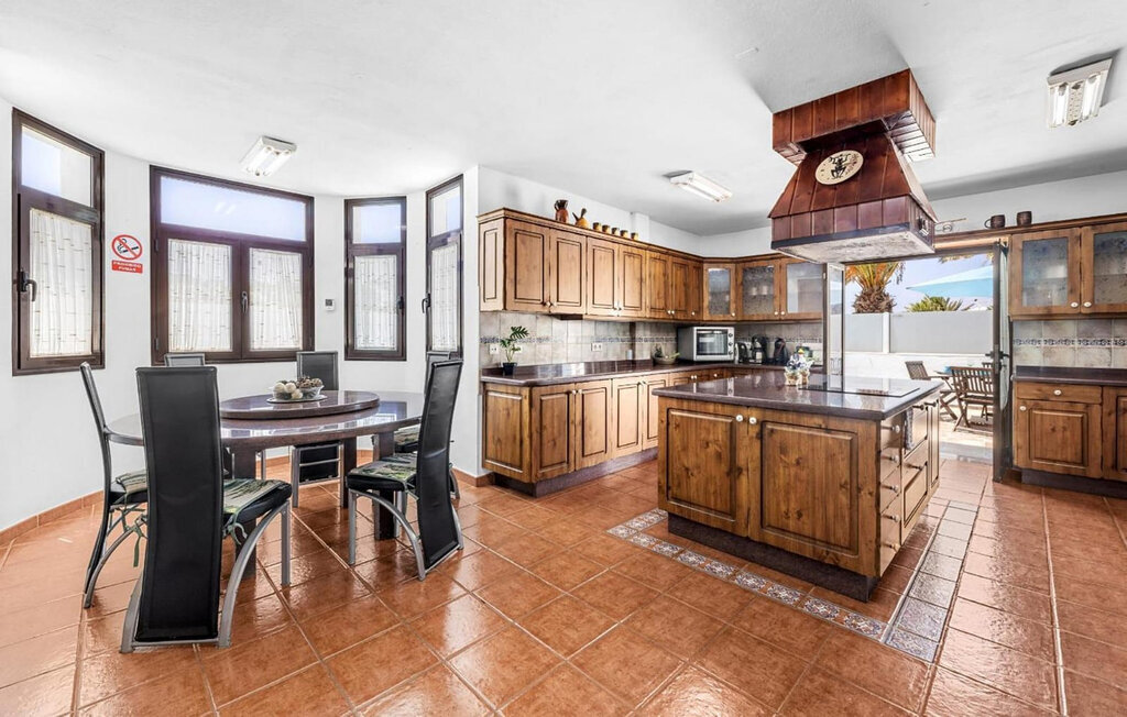 Maison 8 pers. avec piscine et jacuzzi à Tahiche - Photo 4