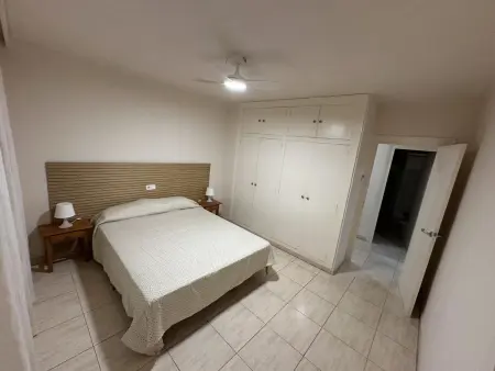 Appartement 2 chambres à 150 m de la plage : photo 1