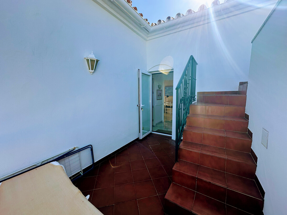 Villa 180 m² vue montagne, piscine privée à Nerja - Photo 22