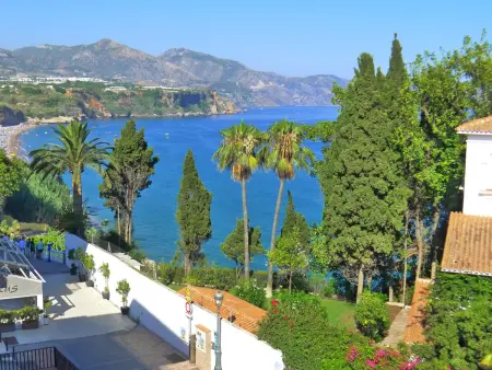 Appartement 65 m² vue mer et montagne à Nerja : photo 2