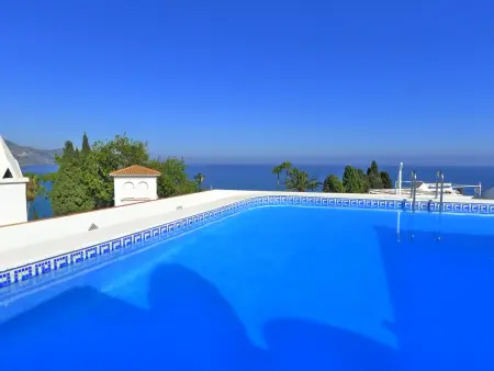 Appartement 65 m² vue mer et montagne à Nerja : photo 23