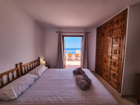 Appartement front de plage, vue mer et montagne à Nerja : photo 3