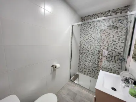 Appartement front de plage, vue mer et montagne à Nerja : photo 11