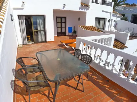 Appartement front de plage, vue mer et montagne à Nerja : photo 18