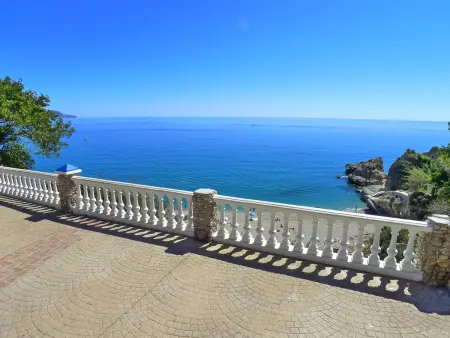 Appartement front de plage, vue mer et montagne à Nerja : photo 20