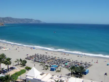 Appartement front de plage, vue mer et montagne à Nerja : photo 25