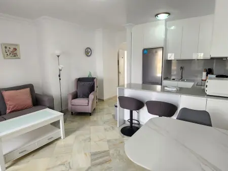 Appartement vue mer et montagne à Nerja, 60 m de la plage : photo 2