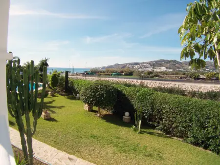 Appartement vue mer et montagne à Nerja, 60 m de la plage : photo 26