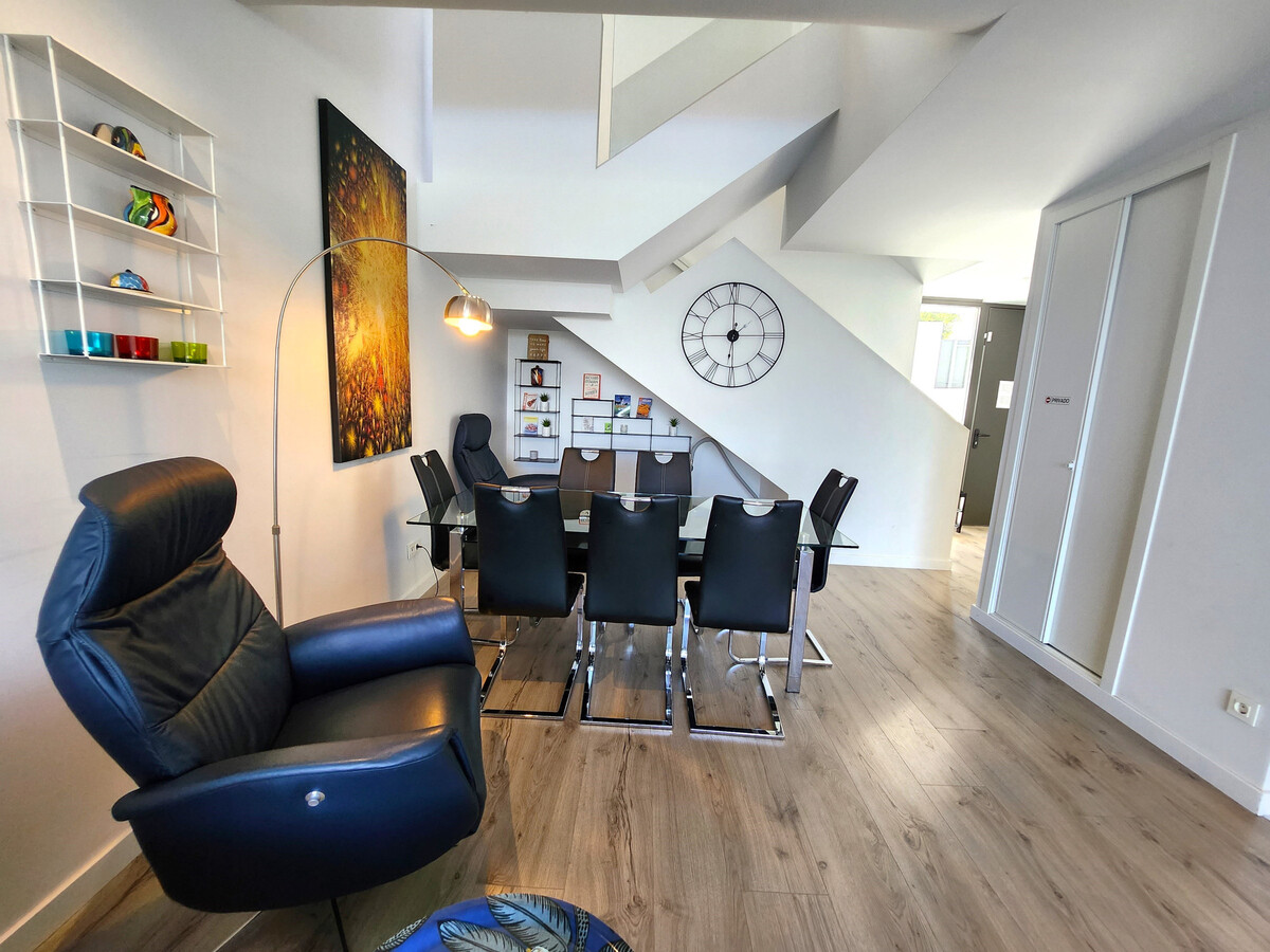 Maison moderne 152 m² vue montagne, piscine privée - Photo 10