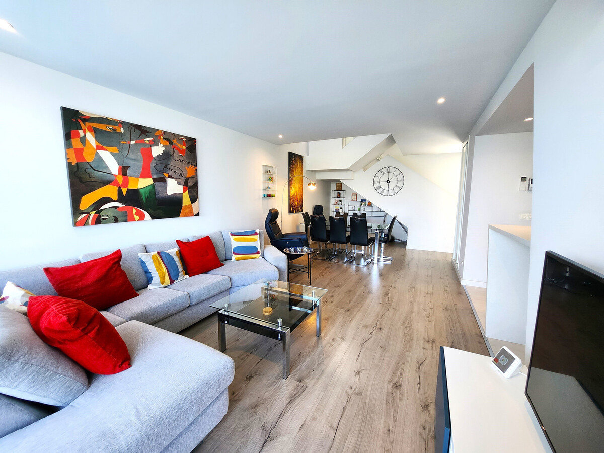 Maison moderne 152 m² vue montagne, piscine privée - Photo 16