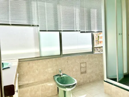 T2 cabine climatisé centre-ville Le Lavandou, 6 pers. : photo 8