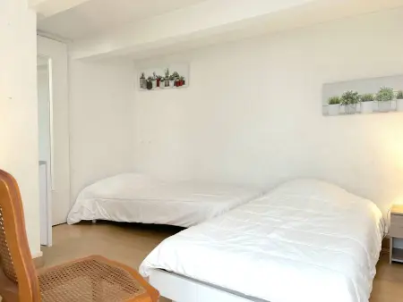 T2 cabine climatisé centre-ville Le Lavandou, 6 pers. : photo 14