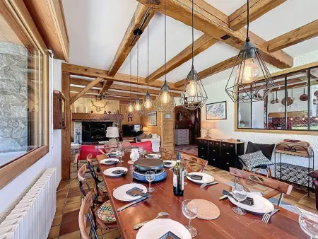 Location chalet à La Toussuire, Chalet authentique, vue montagne - 15 pers.