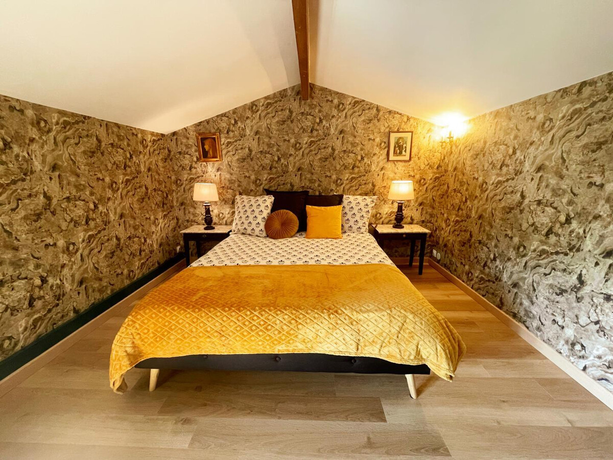 Gîte chapelle 18e avec piscine chauffée à Bréhémont - Photo 12