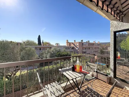 Location appartement à Saint Cyr sur Mer, Appartement cosy, climatisation et wifi - 2 pers.