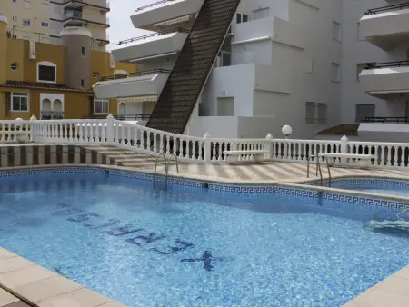Location appartement à Xeraco, Grand appartement familial en bord de mer avec piscine