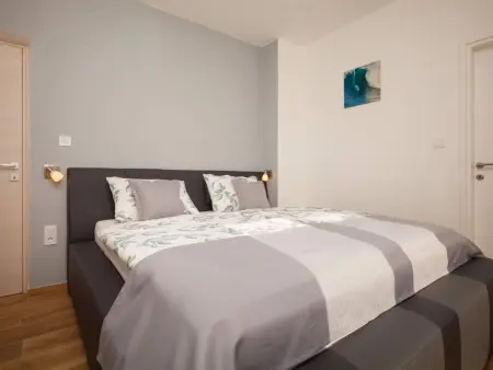 Villa Nicole : 10 personnes, piscine et vue mer à Banjole : photo 9