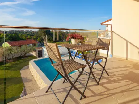 Villa Nicole : 10 personnes, piscine et vue mer à Banjole : photo 18