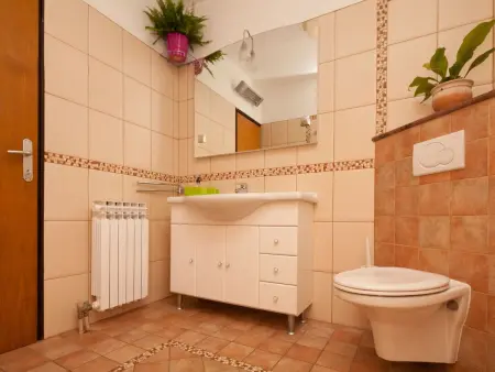 Villa Nicole : 10 personnes, piscine et vue mer à Banjole : photo 21