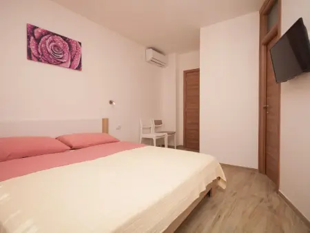 Villa Nicole : 10 personnes, piscine et vue mer à Banjole : photo 22
